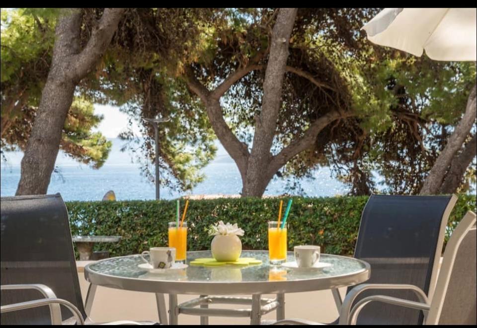 Apartment Promenade Zlatni Rat 볼 외부 사진