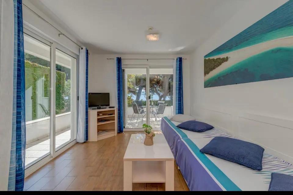 Apartment Promenade Zlatni Rat 볼 외부 사진