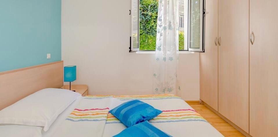 Apartment Promenade Zlatni Rat 볼 외부 사진